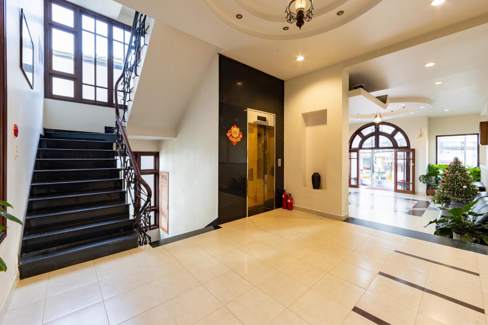 Hung Phong Hotel - Near Dalat Night Market Extérieur photo