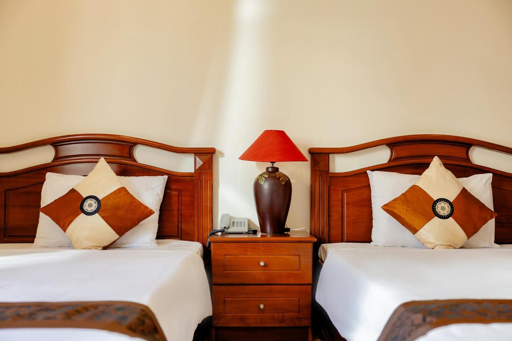 Hung Phong Hotel - Near Dalat Night Market Extérieur photo