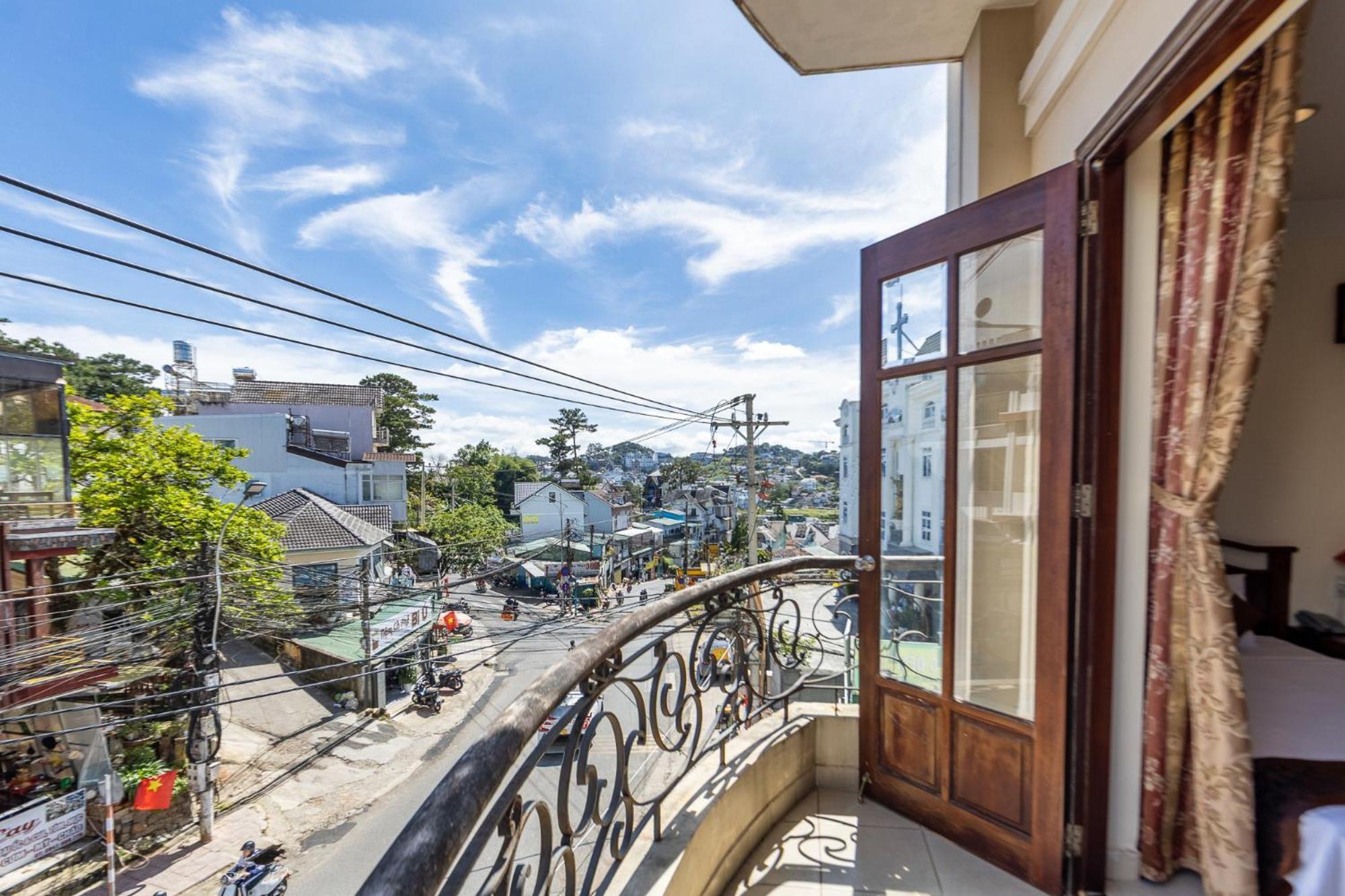 Hung Phong Hotel - Near Dalat Night Market Extérieur photo