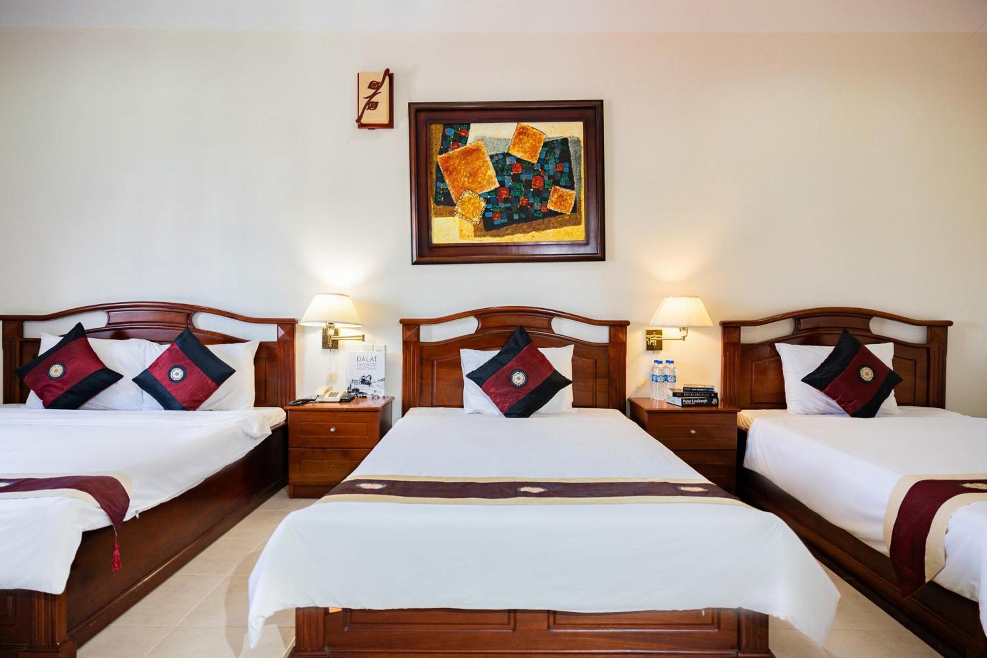 Hung Phong Hotel - Near Dalat Night Market Extérieur photo